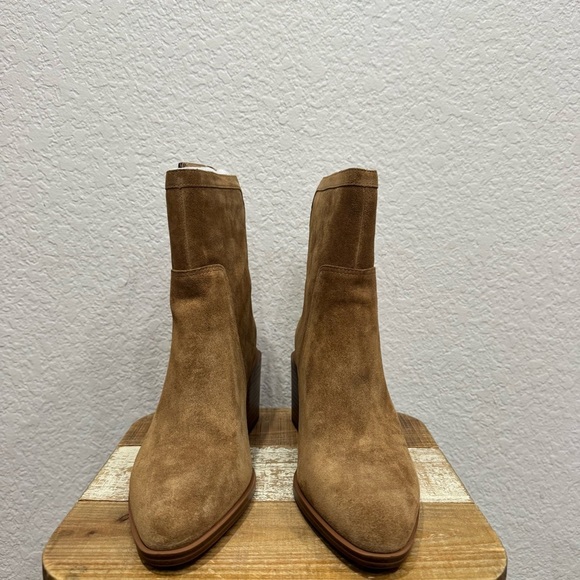 Vince Camuto Kortimy Suede Heeled Boots Size 10 - Picture 3 of 7